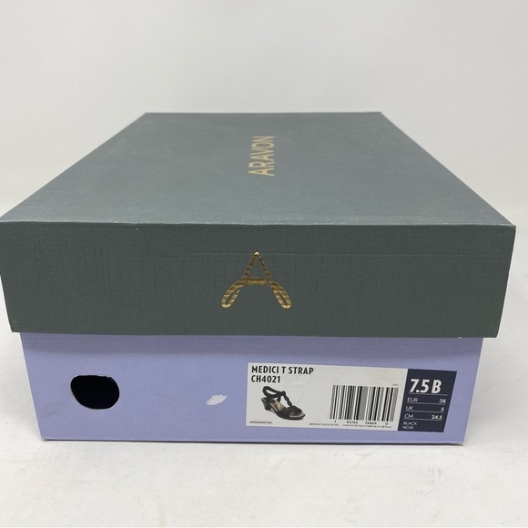 Aravon Medici T Strap Sandals Black - Picture 7 of 7